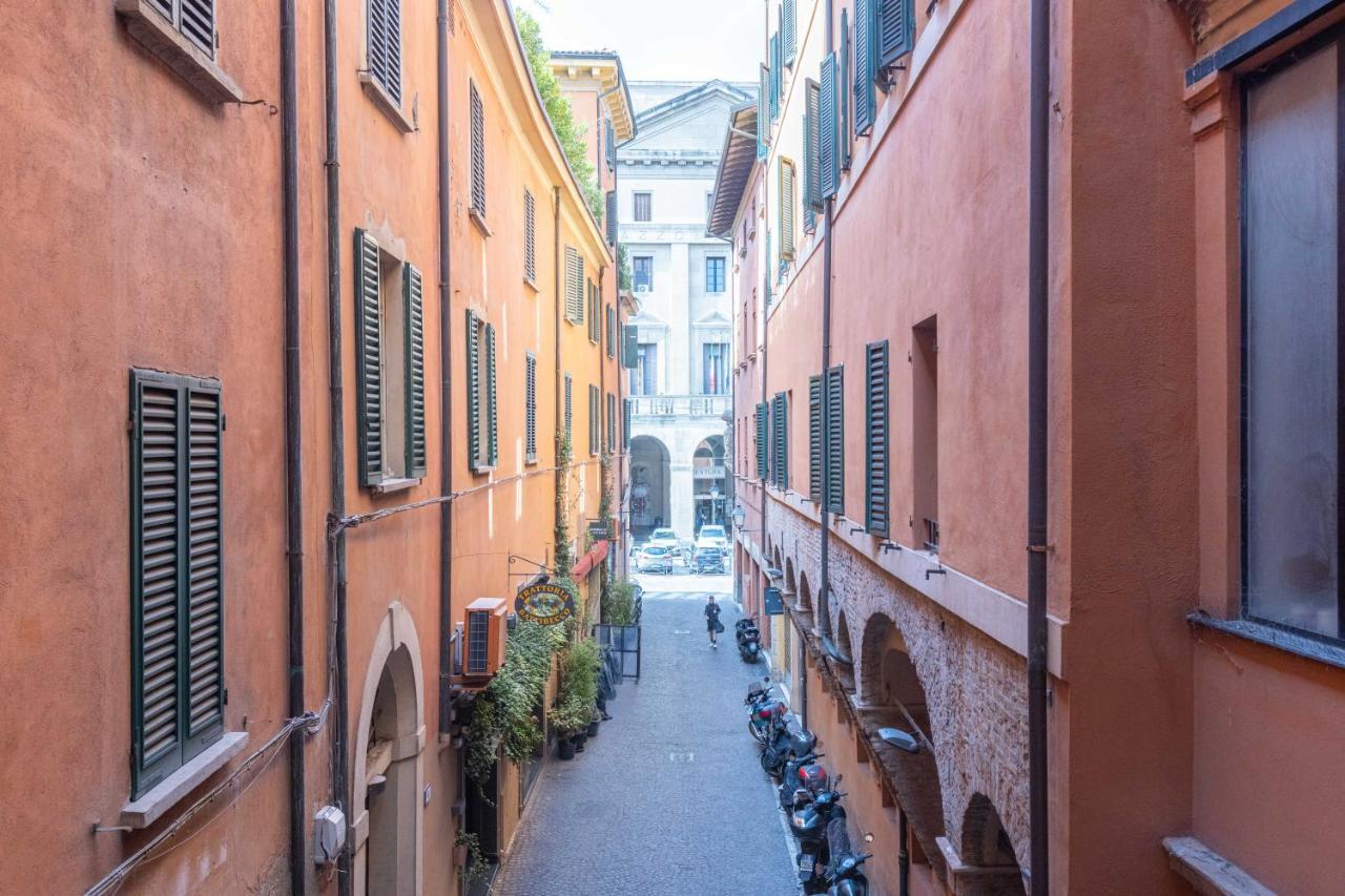 Simon, Bologna By Short Holidays المظهر الخارجي الصورة